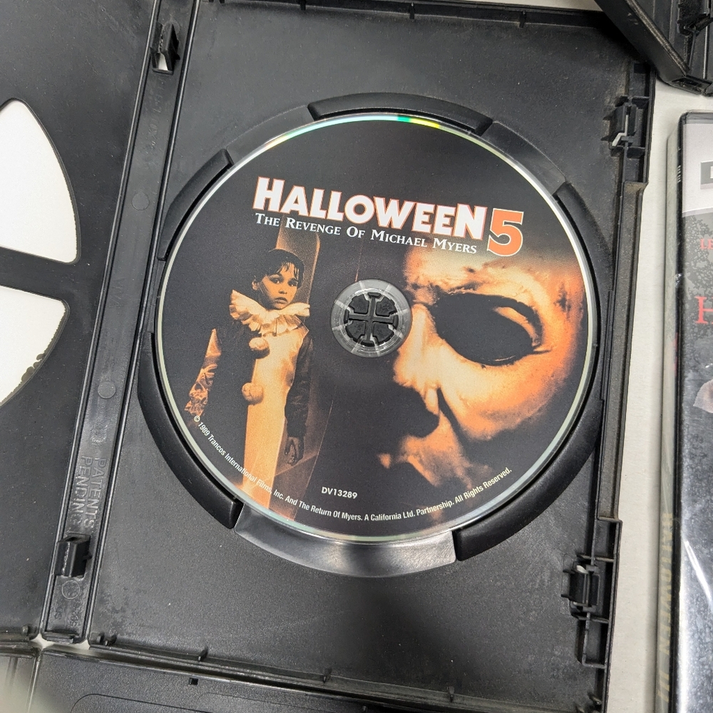 Halloween Michael Myers DVD Movies Set of 4 Rob Zombie A-3 - Picture 10 of 16